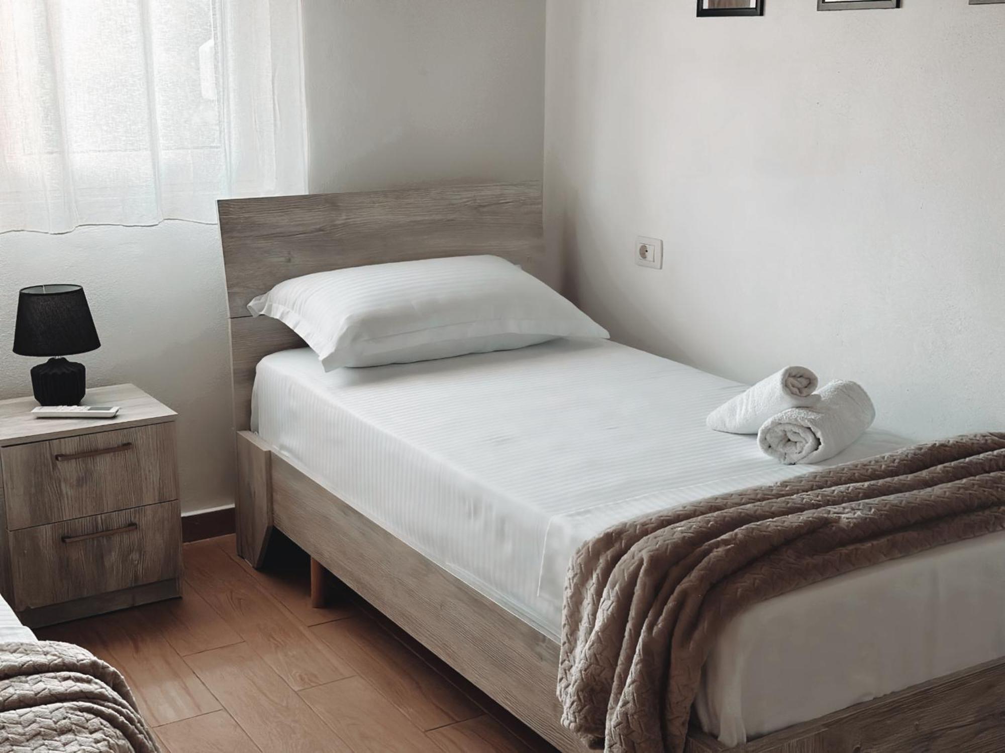 Js House Shkoder 1 Leilighet Eksteriør bilde